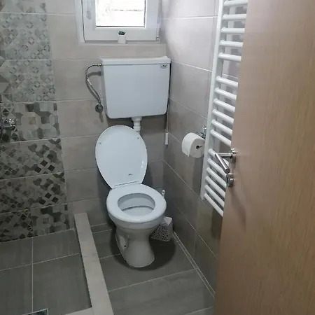 Ruzina Staza Apartment *