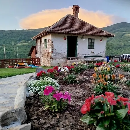 Apartment Ruzina Staza