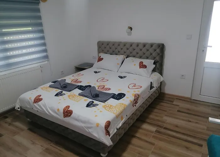 Ruzina Staza Διαμέρισμα *